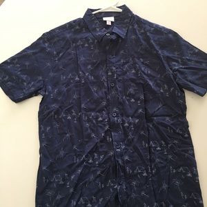 NWT LulaRoe Men’s Camping / Firework Print Shirt